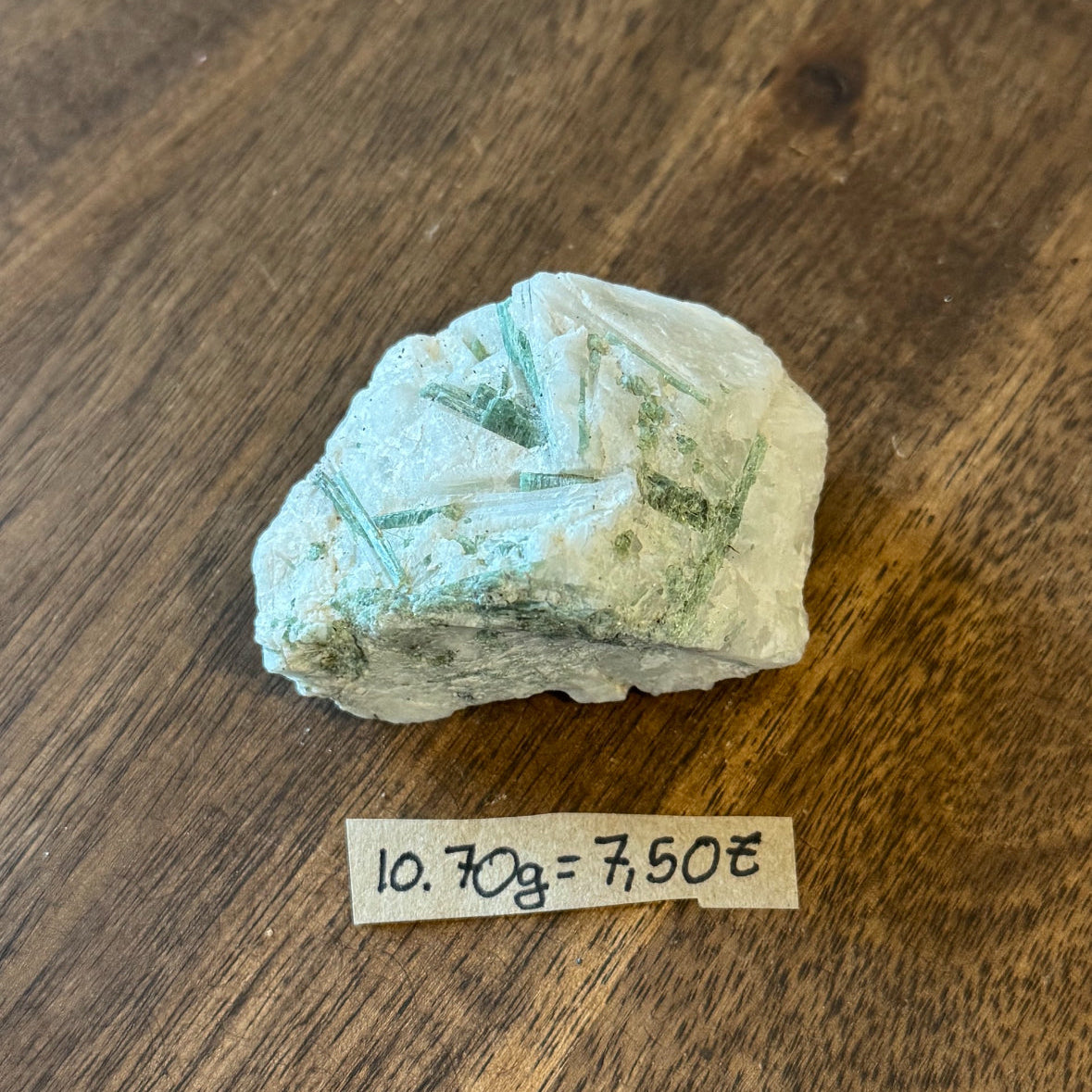 Grüner Turmalin in Quartz
