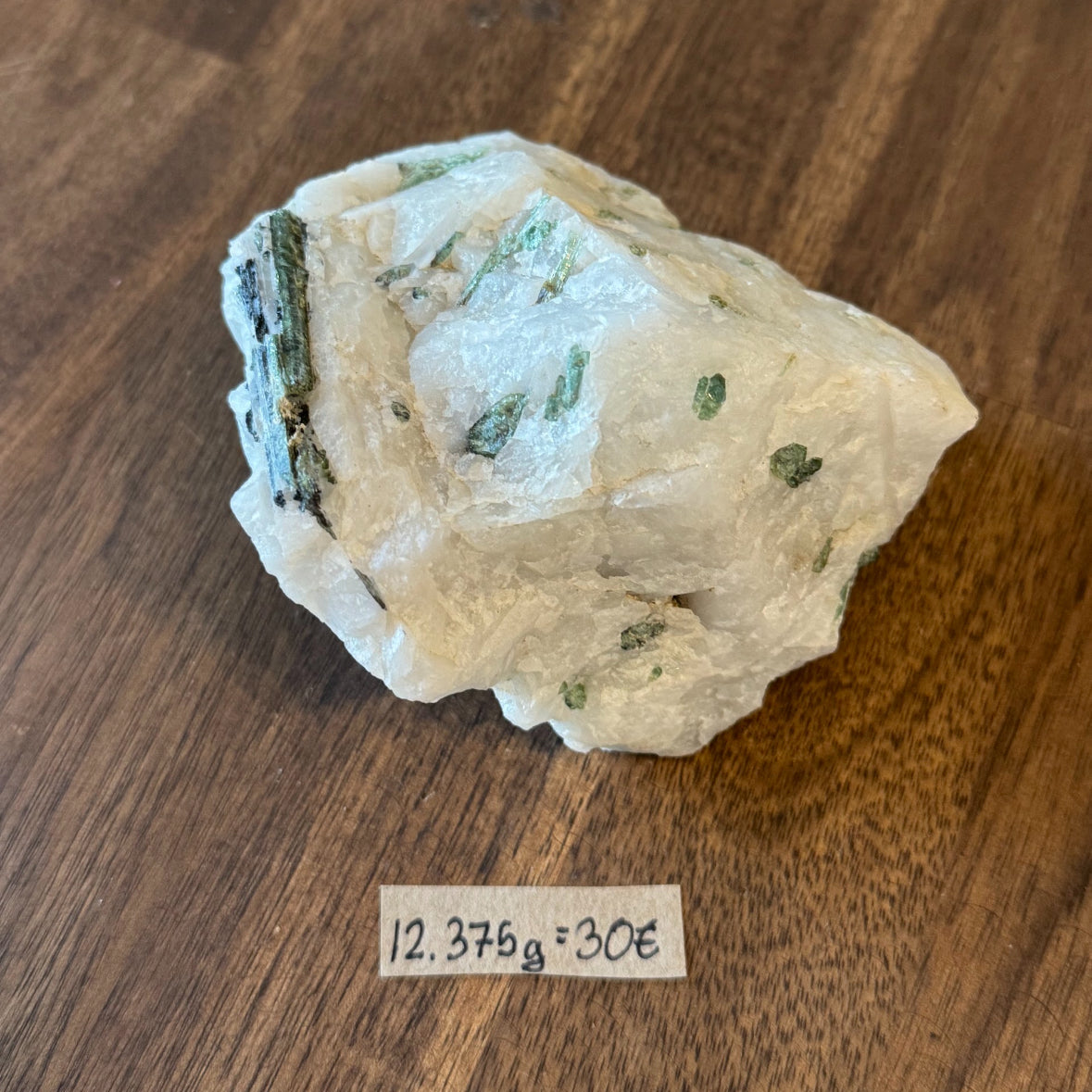 Grüner Turmalin in Quartz